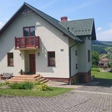 Goscinne A.t. Mikolajczyk *