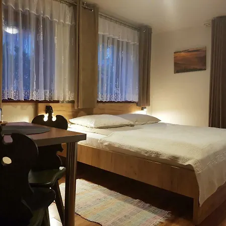 Goscinne A.t. Mikolajczyk Habitación en casa particular